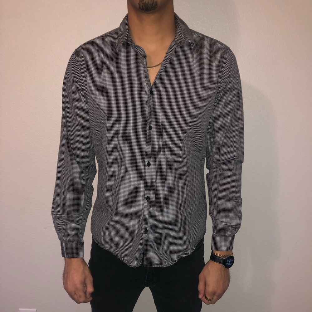 Button down men’s shirt, size large. One broken button but otherwise good